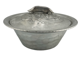 Everlast Hand Forged Hammered Silver Aluminum Bowl Lid Pea Vine Design 1038